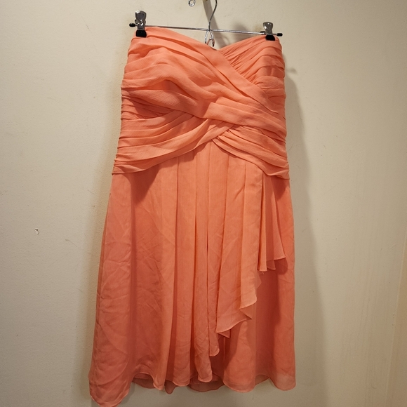 Elegant Coral Strapless Dress - Picture 1 of 9